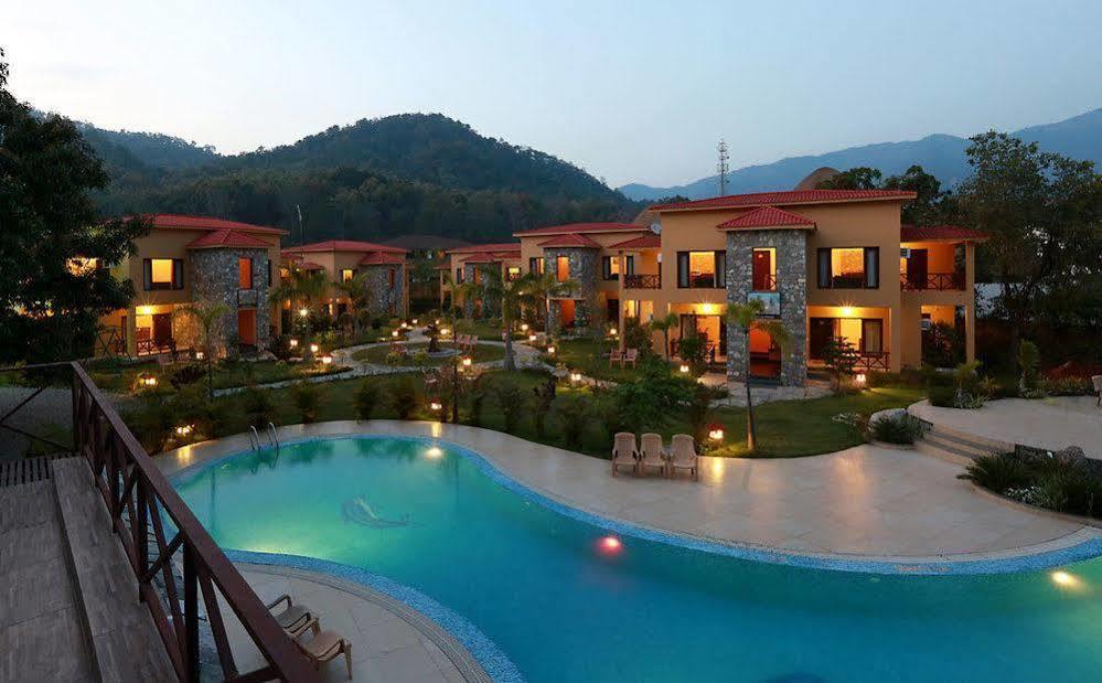 Dewdrop Mango Bloom Resort Jim Corbett National Park Buitenkant foto
