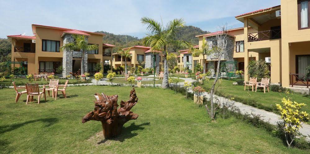 Dewdrop Mango Bloom Resort Jim Corbett National Park Buitenkant foto